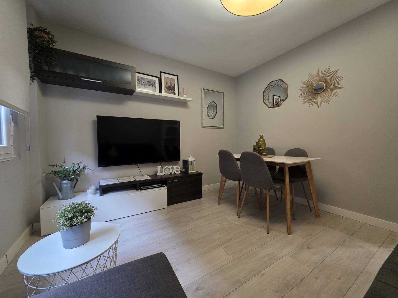 Entire apartment, 1A162 Centro-Puerto deportivo in Distrito Centro (Gijón), Gijón