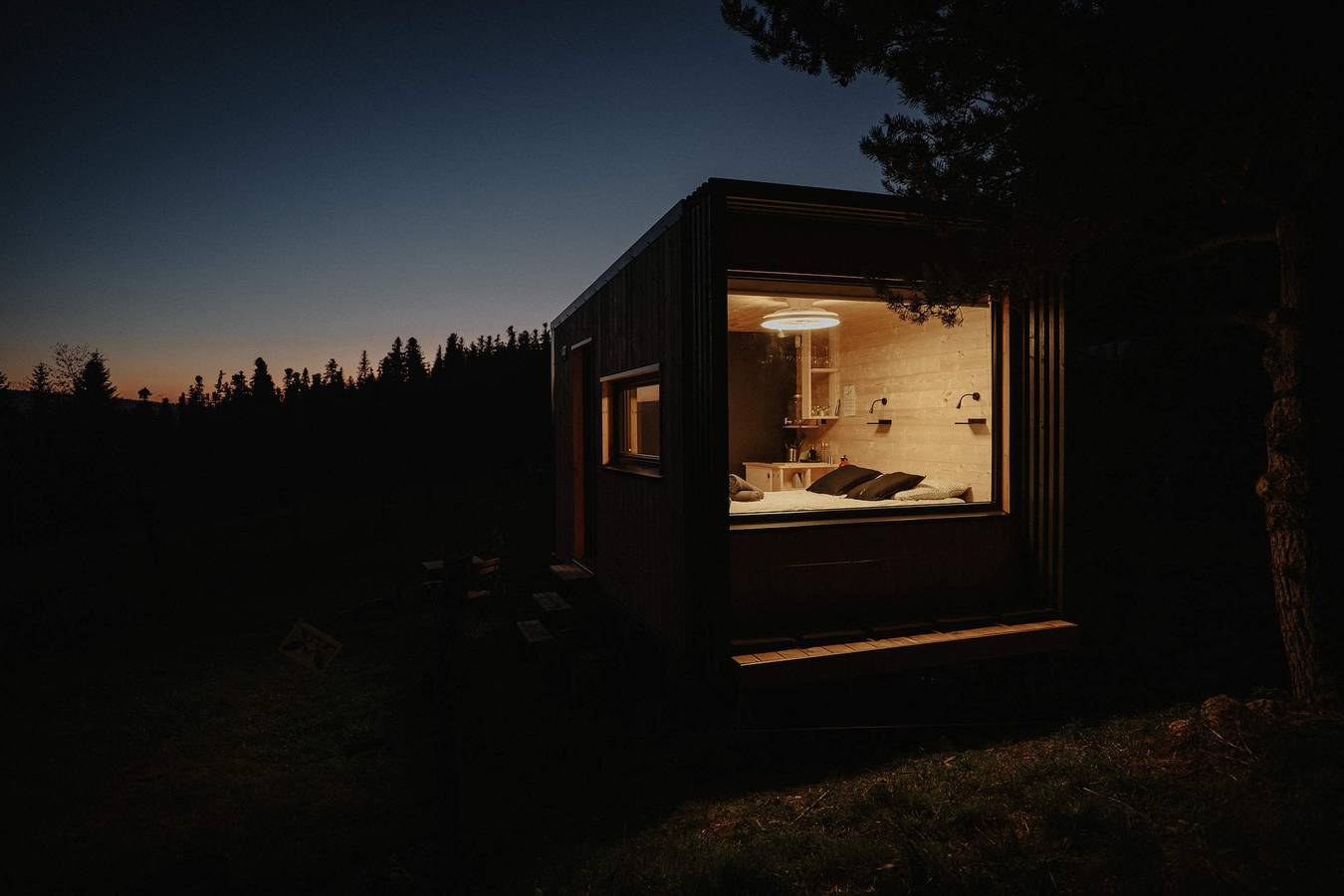 Homnest ※ L'Instant Sauvage ※ Vue Cimes & Forêt in Riotord, Alto Loira