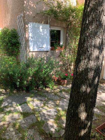 Cottage pour 3 personnes, avec jardin, animaux acceptés à Saint-Gély-du-Fesc