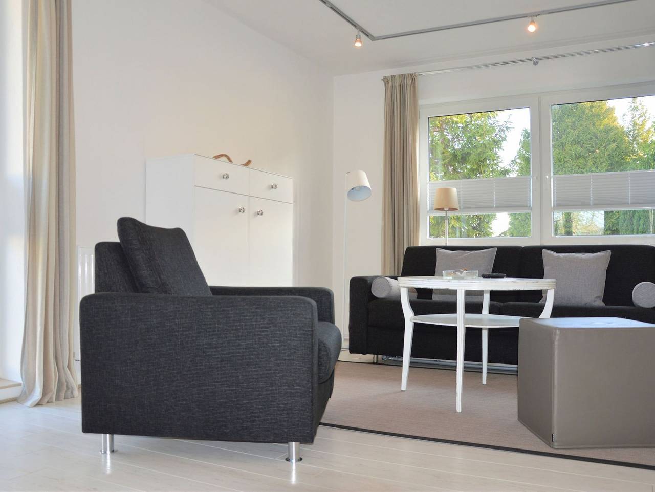 Ganze Ferienwohnung, Villa Herbstwind - Villa Herbstwind Apartment 2 in Zirkow, Rügen