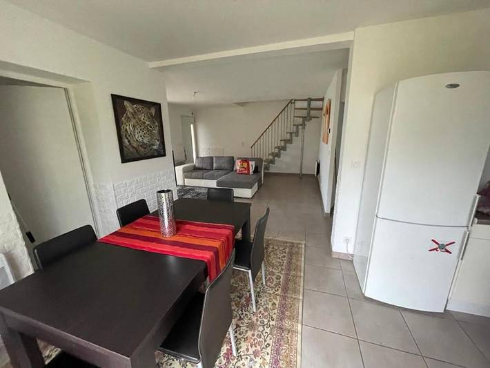 Location de vacances pour 6 personnes, avec vue et jardin à Saint-Étienne-d'Orthe