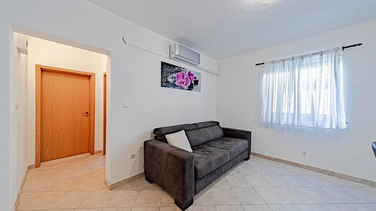 Ganze Ferienwohnung, Ferienwohnung für 5 Personen (42 m²) in Ubli in Dubrovnik-Neretva