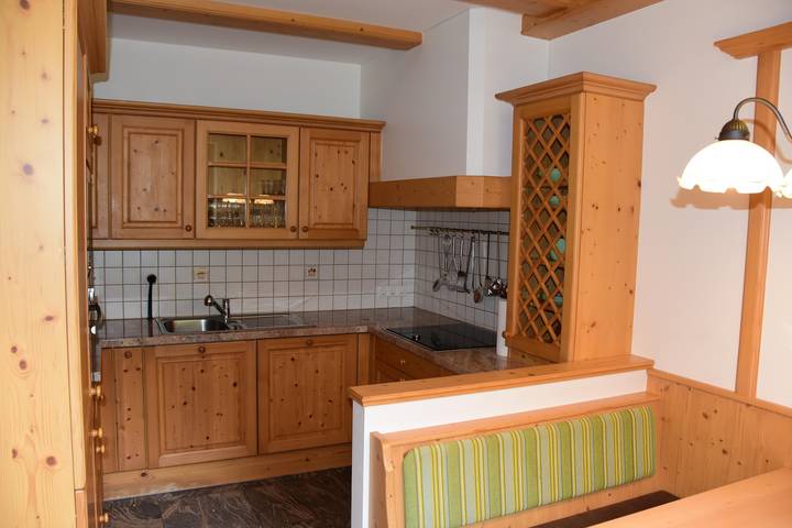 Ferienwohnung für 6 Personen, mit Balkon und Terrasse sowie Pool und Sauna in Innsbruck und Umgebung - 4