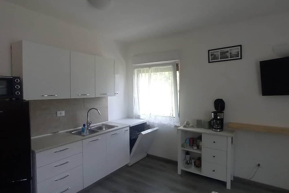 Ganze Wohnung, Surrounded by nature, cozy apartment with private garden and grill area in Novaledo, Valsugana