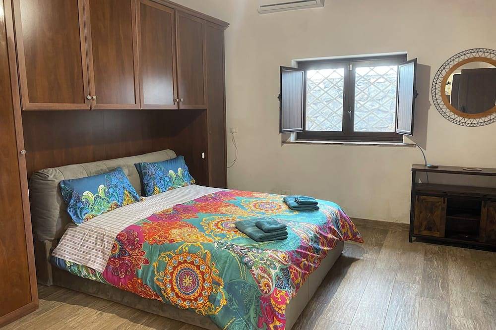 Apartamento entero, Acogedor estudio con encanto cerca de las playas de Taormina y el Etna in Fondachello, Mascali