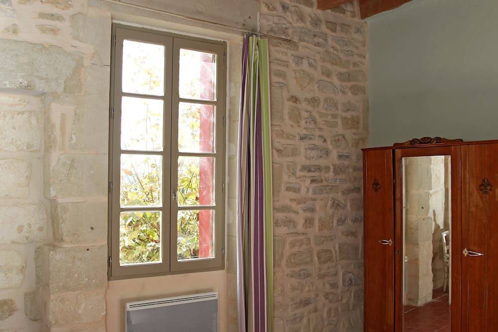 Charmante maison en pierres pour des vacances  campagne  et mer in Aimargues, Côte méditerranéenne (France)