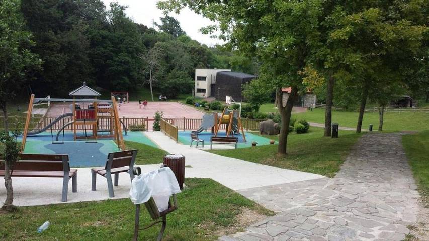 Location de vacances pour 6 personnes, avec Balcon et Terrasse ainsi que Jardin et Vue dans Porrúa - 4