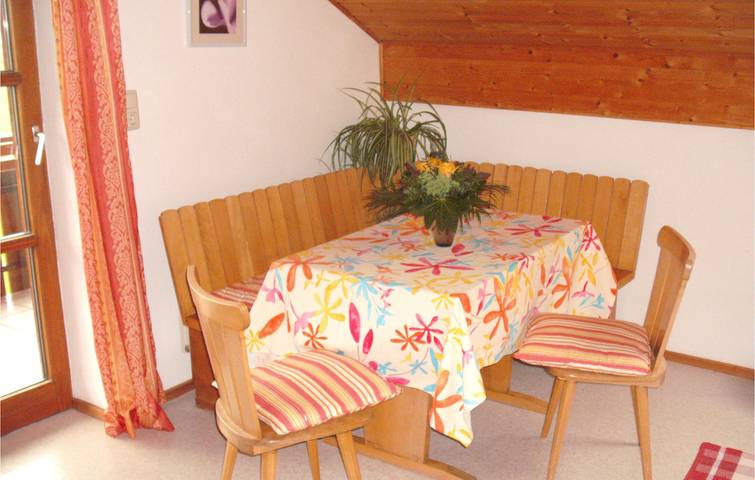 Ganze Ferienwohnung, Wohnung mit Bergblick, Parkplatz und Terrasse in Nesselwang, Bayerisch Schwaben