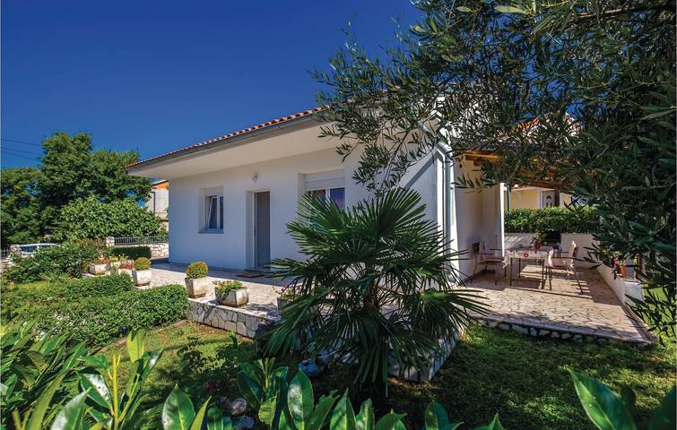 Ferienhaus für 6 Personen, mit Terrasse in Paveki