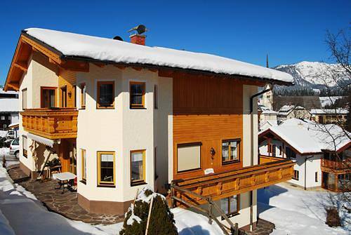 Ferienwohnung für 2 Personen, mit Terrasse und Garten sowie Sauna in Abtenau