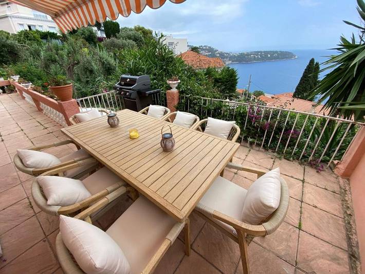 Villa pour 6 personnes, avec terrasse ainsi que vue et jardin à Roquebrune-Cap-Martin