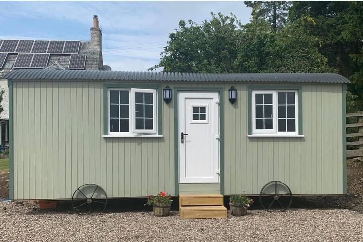 Chalet for 2 people, with garden in Scotland