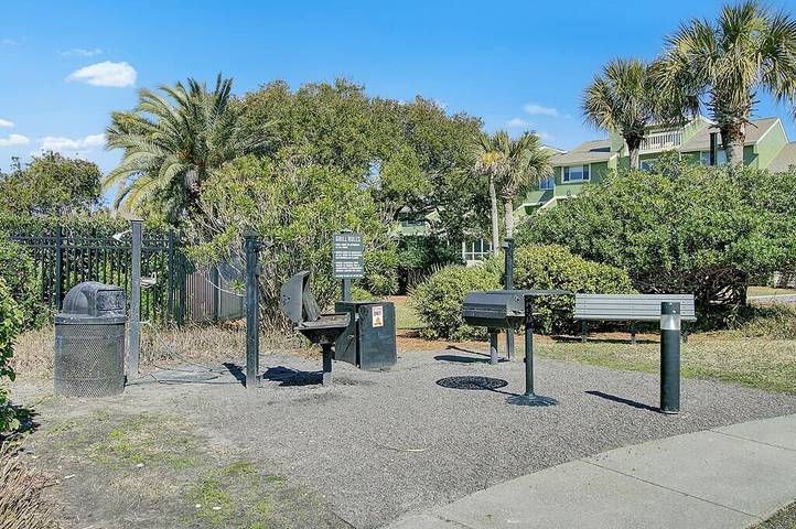 Vacation rental for 6 people, with pool and balcony in Wild Dunes