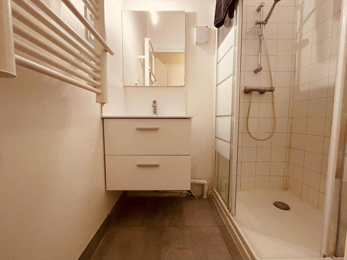 Appartement entier, Two-Bedroom Apartment in Darnétal, Région de Rouen