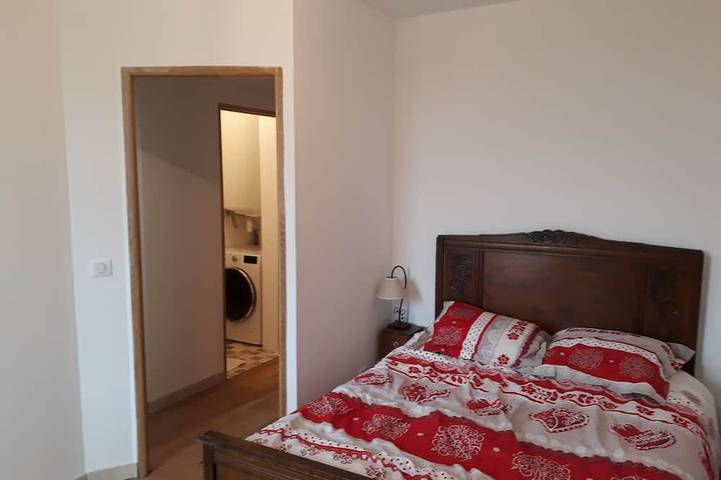 Gîte pour 4 personnes, avec piscine et jardin à Banon - 2