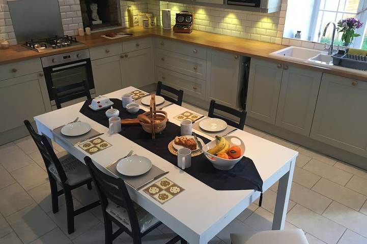 Gîte pour 8 personnes, avec jardin à Bréhan - 4