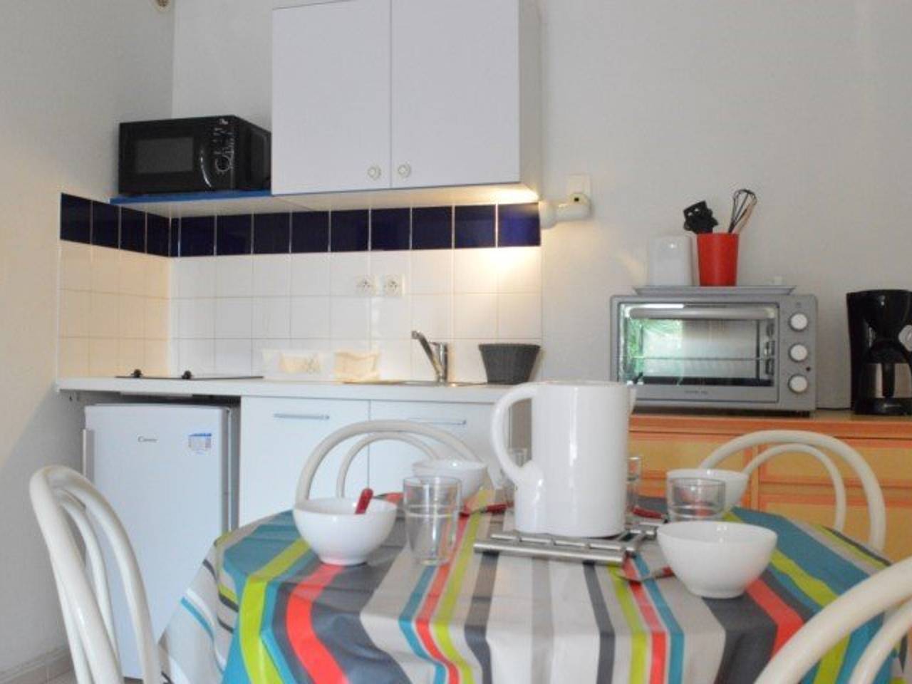 Entire apartment, Cozy 2-Room Apartment with Terrace & Pool, 4 Pax, Narbonne Plage in Narbonne Plage, Narbonne