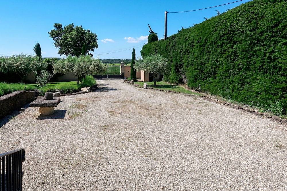 Magnifique maison de vacances privée pour 8 personnes avec Wifi, Tv et terrasse in Valréas, Enclave de Valreas