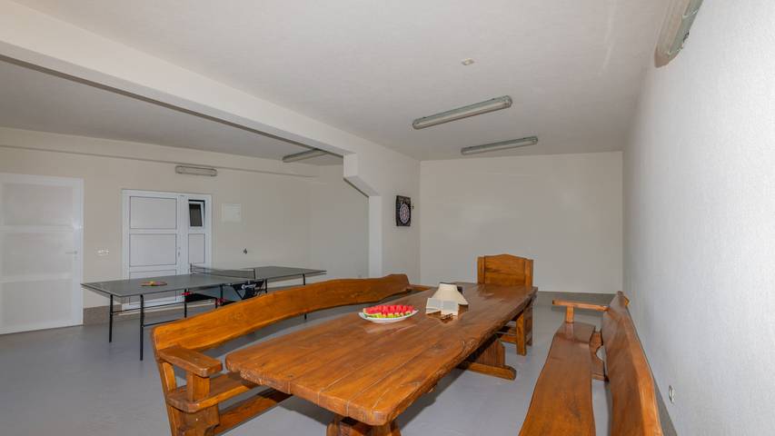 Villa Ana - Makarska by Villas Guide in Veliko Brdo, Makarska