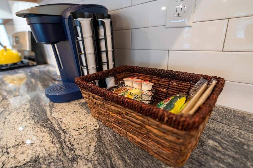 Blue Ribbon 3Br/2Ba Bungalow near Truist Park in Smyrna, Cobb County