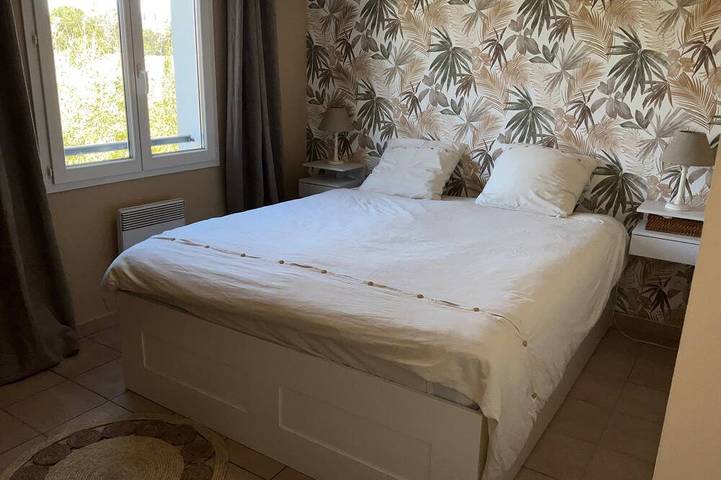 Location de vacances pour 8 personnes, avec terrasse et jardin à Arpaillargues-et-Aureillac - 3