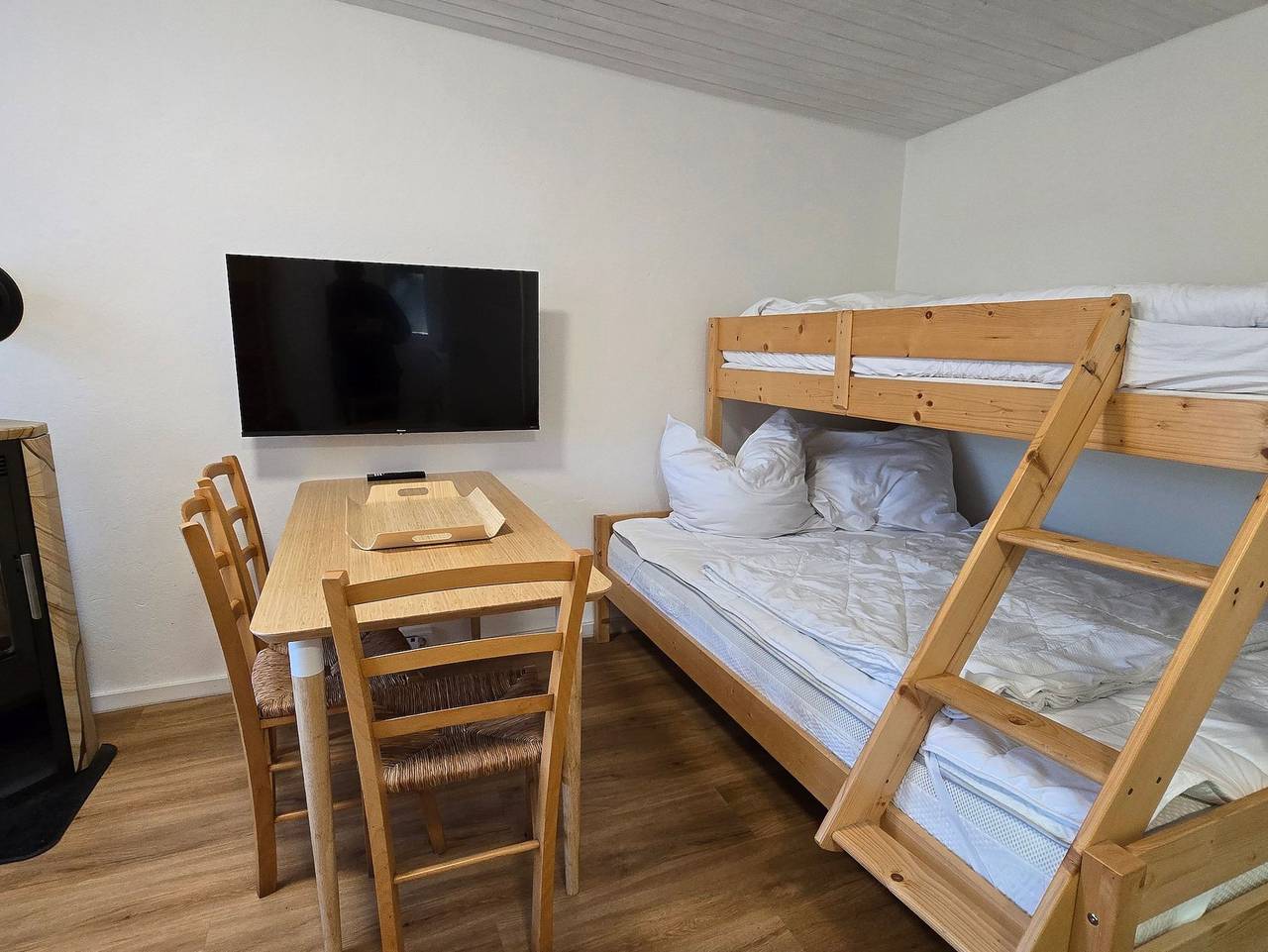 Ganze Ferienwohnung, Bungalow Strandheim mit Kamin und Terrasse in Drei Kaiserbäder, Heringsdorf