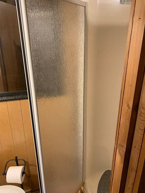 The Tiny Cabin! Lake Seminole! Waterfront! Fishing! Nice dock with lift! in Georgia