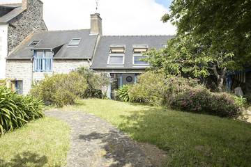 Gîte pour 6 personnes, avec jardin et terrasse, animaux acceptés dans Kertugal