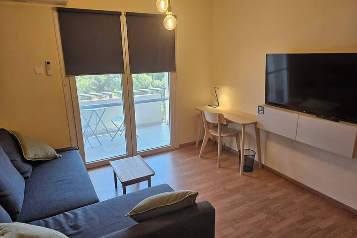 Ganze Wohnung, Alasia Modern 2Br Apt•Balcony• Near Nicosia Center in Nikosia, Südzypern