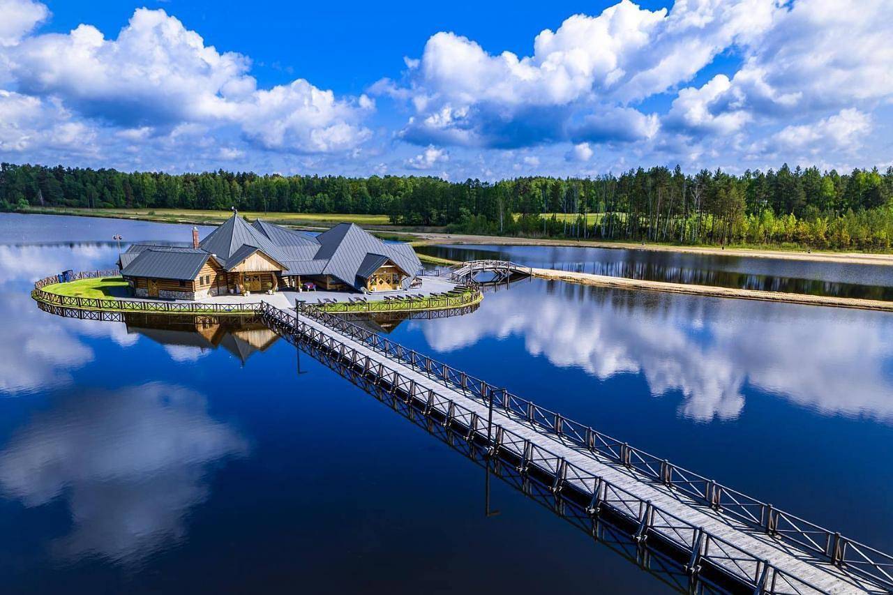 Dębowy Dwór in Roztocze