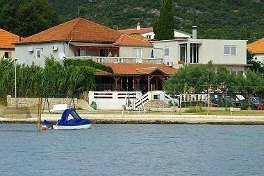 Ganzes Studio, Studioapartment in Pašman mit Meerblick, Balkon, Klimaanlage, W-Lan (4650-1) in Nevidane, Pasman