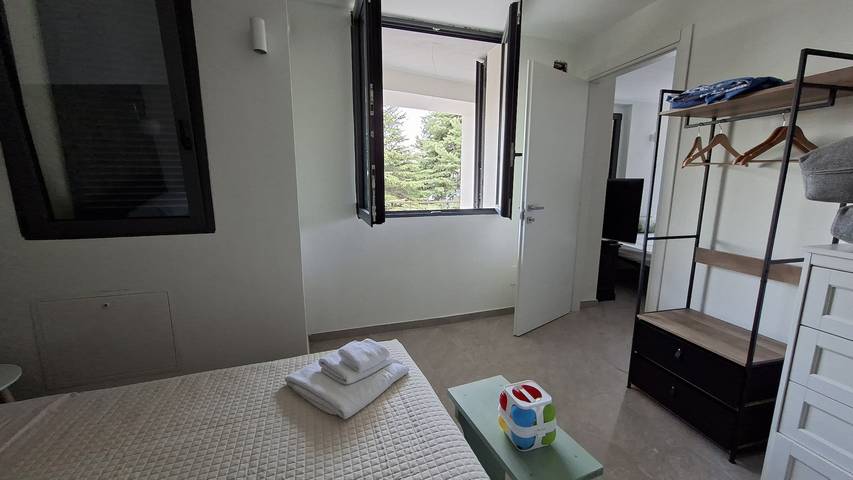 Appartamento intero, Villa Wigs view green in Lesa, Lago Maggiore (Piemonte)