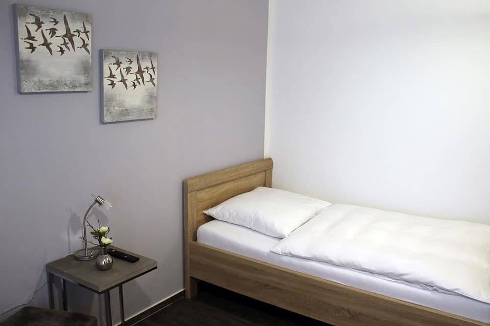 Ganze Wohnung, Doppelzimmer mit Dusche/Wc in Balve, Sorpesee