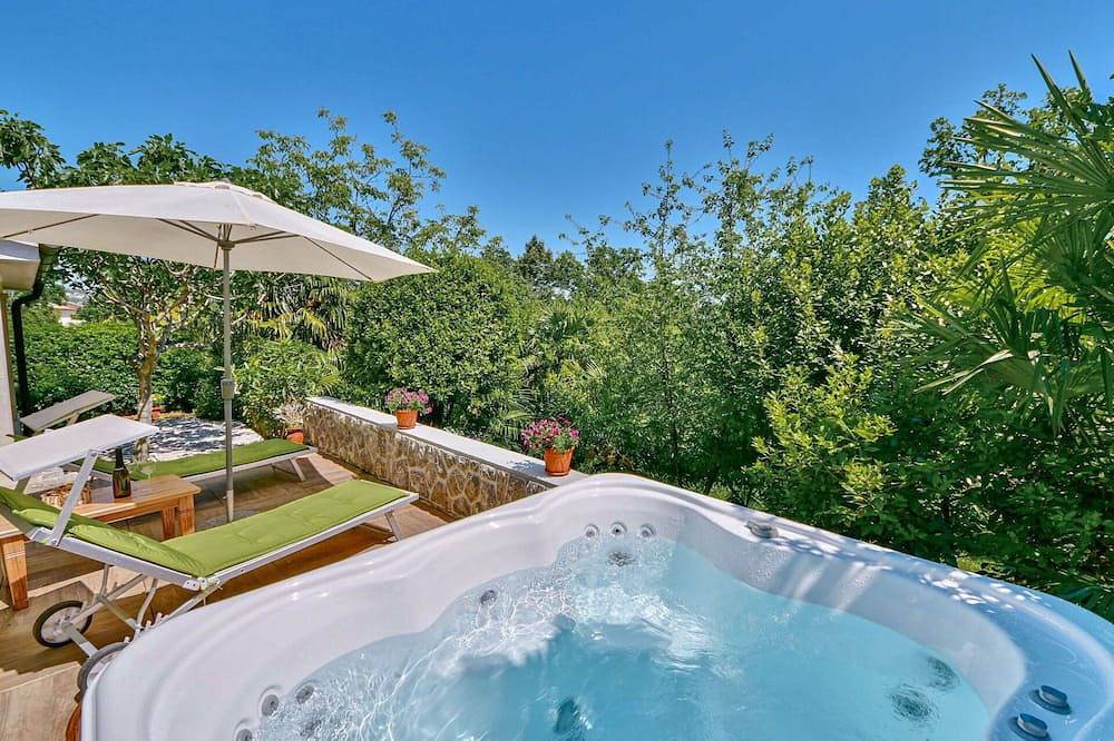 Casa vacanza a Kvarn a partire da 165€ a notte