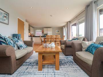 Chalet for 8 People in Cornwall, South West England, Photo 3