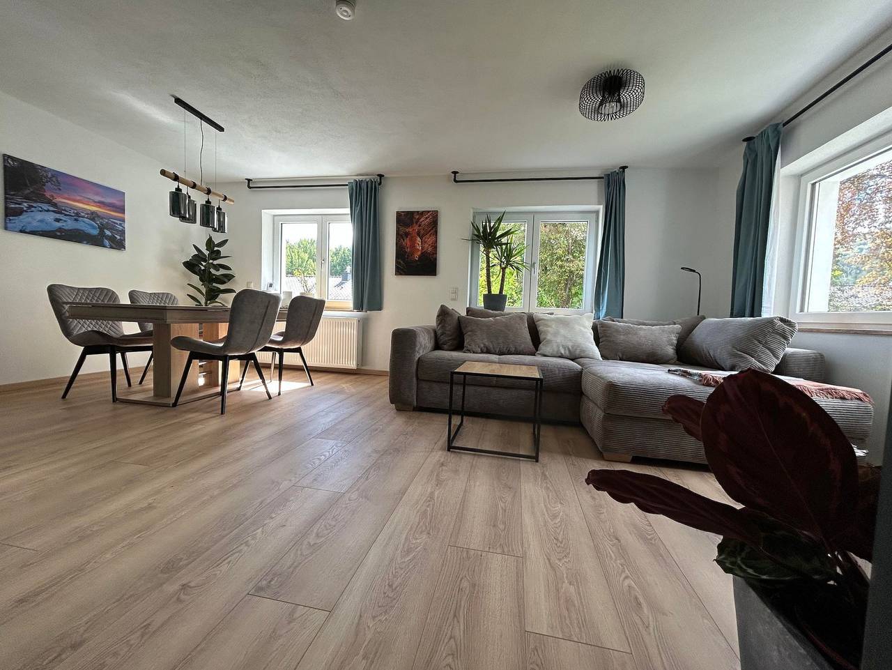 Ganze Ferienwohnung, Ferienwohnung zum Büttelfels - Appartement/Fewo, Dusche, Wc, 1 Schlafraum in Dahn, Landkreis Südwestpfalz
