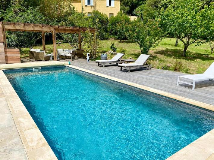 Location de vacances pour 14 personnes, avec jardin et piscine ainsi que terrasse et vue dans Miomo - 4