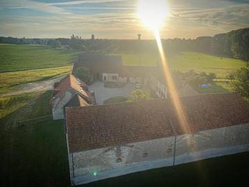 Location de vacances pour 9 personnes, avec balcon ainsi que jardin et vue, animaux acceptés à Lailly-en-Val