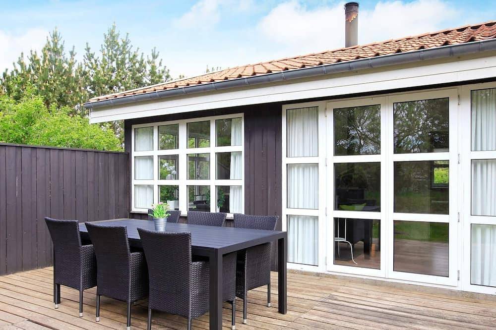 Luxurioses Refugium mit Pool -- By Traum Ferienwohnungen in Løkken, Hjørring und Umgebung