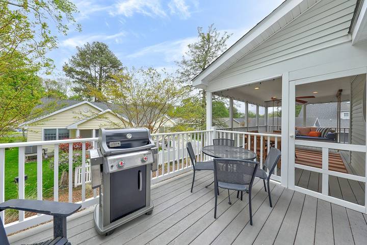 Vacation house for 8 people, with terrace and yard as well as pool in Delaware