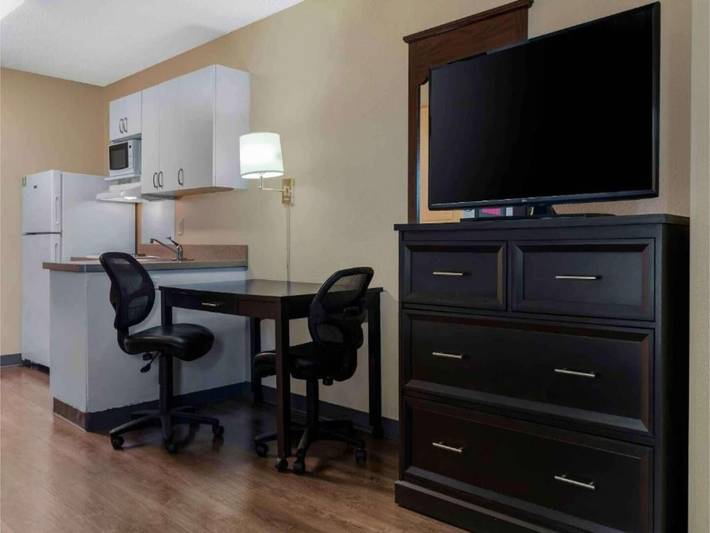 Ganze Wohnung, Entspannendes Studio Sacramento|1 Queen Bett Küche 6 Zimmer in Sacramento, Sacramento County