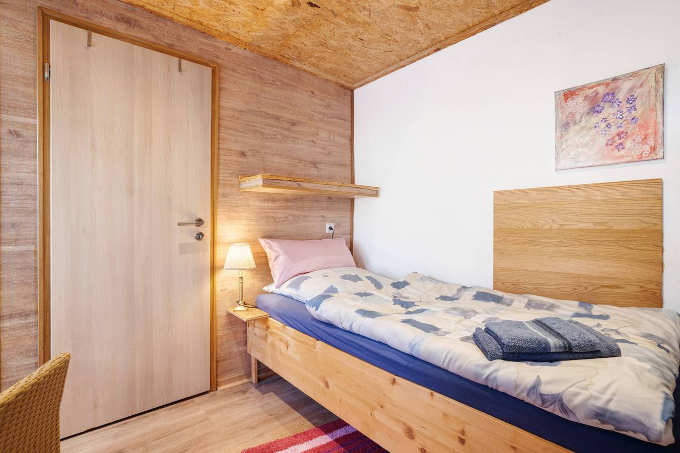 Ganze Wohnung, Ferienwohnung 'Einzimmerwohnung Im Haupthaus' mit Gemeinschaftspool, gemeinsamer Terrasse und Wlan in Naturpark niederlausitzer heidelandschaft (Brandenburg)