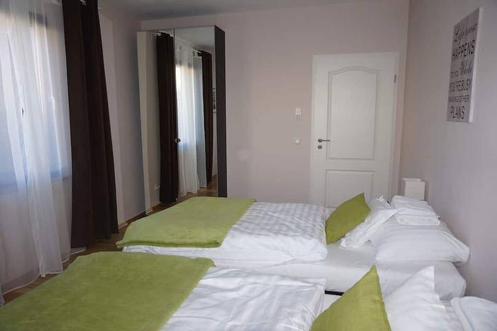 Ferienwohnung für 6 Personen, mit Garten in Bad Homburg - 3