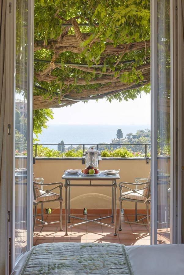 Hôtel pour 3 personnes, avec Terrasse et Jardin ainsi que Piscine et Sauna à Portofino - 3