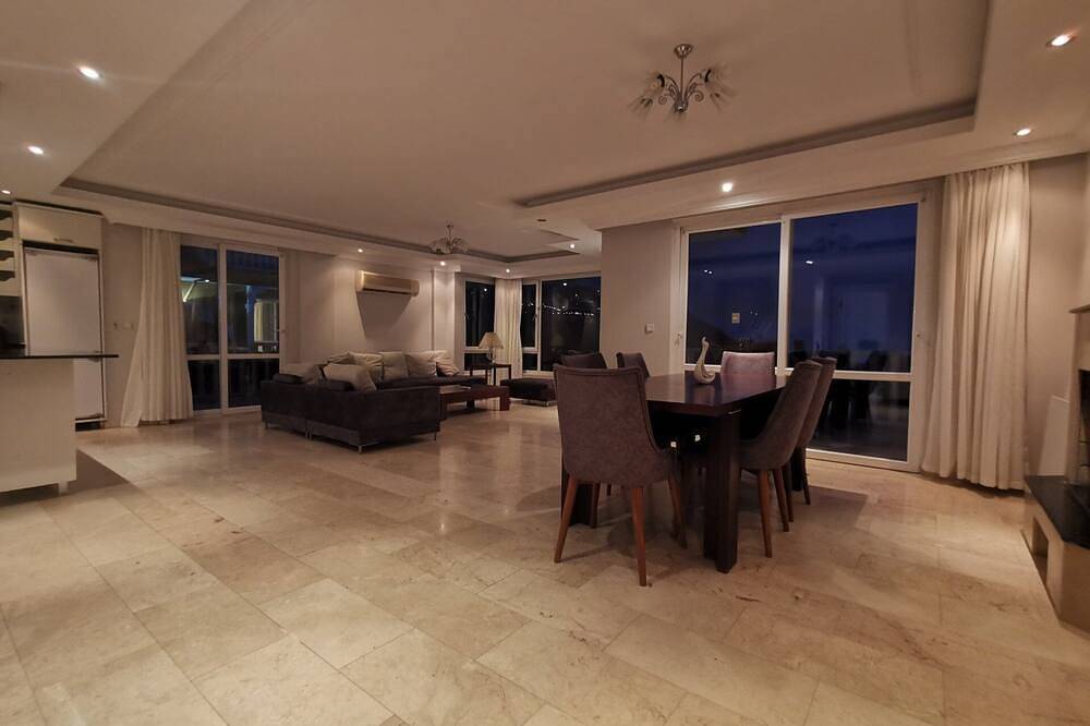 5 Star Villa, Heated Private Pool & Jacuzzi, Alanya Villa 1056 in Alanya, Antalya (provins)