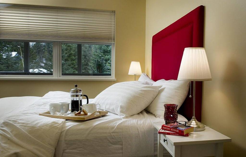 Whistler Elegance - Designer's Luxury 4 Br Home - Whirlpool mit spektakulärer Aussicht in Whistler, Whistler Blackcomb