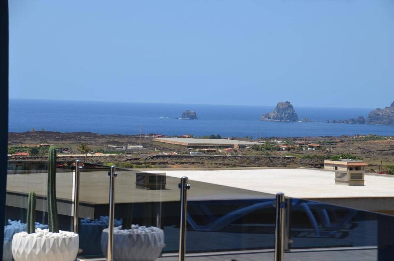 Casa vacacional 'Casa Mar Azul' con vistas al mar, terraza privada y Wi-Fi in Frontera pueblo (El Hierro), Frontera 