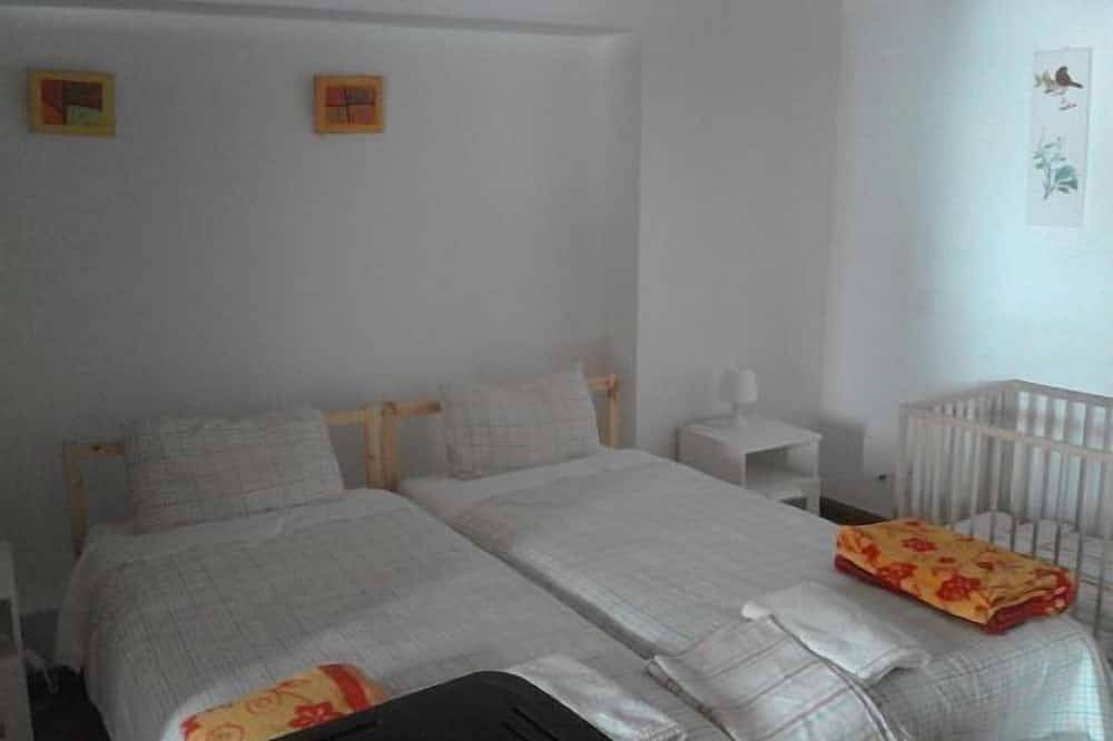 Self catering El Rincon de Zaldierna for 4 people in Ezcaray, Valdezcaray