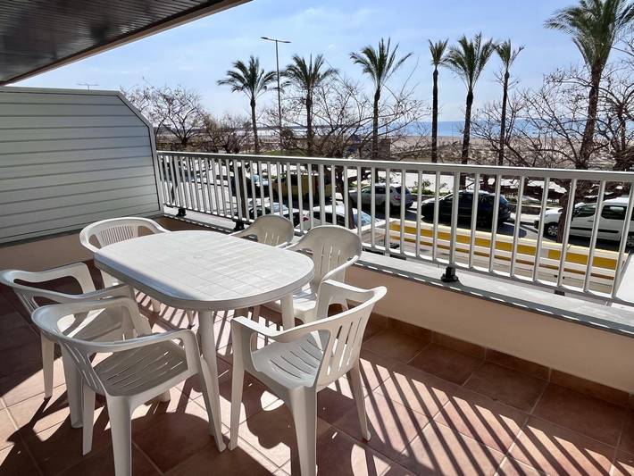 Gîte pour 6 personnes, avec balcon/terrasse et vue sur l’océan, adapté aux familles dans Platja de Calafell - 2