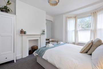 Glamping for 6 People in Brighton, Sussex, Photo 3